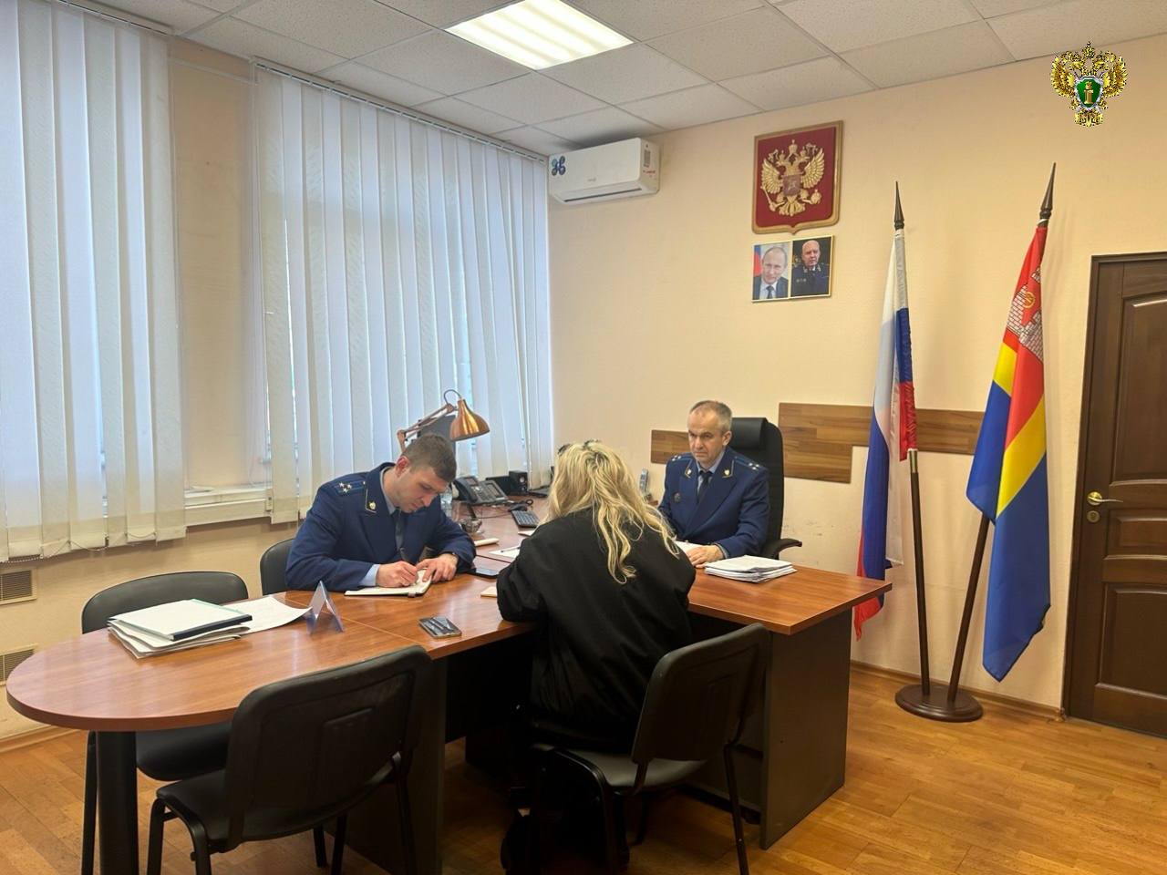 Исполняющий обязанности прокурора Калининградской области Алексей Тимошенко провел личный прием граждан в городе Светлом Исполняющий обязанности прокурора Калининградской области Алексей Тимошенко провел личный прием граждан в городе Светлом