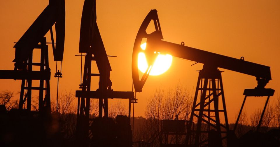 Минфин США оценил возможную прибыль РФ от смягчения нефтяных санкций в 2 млрд долларов