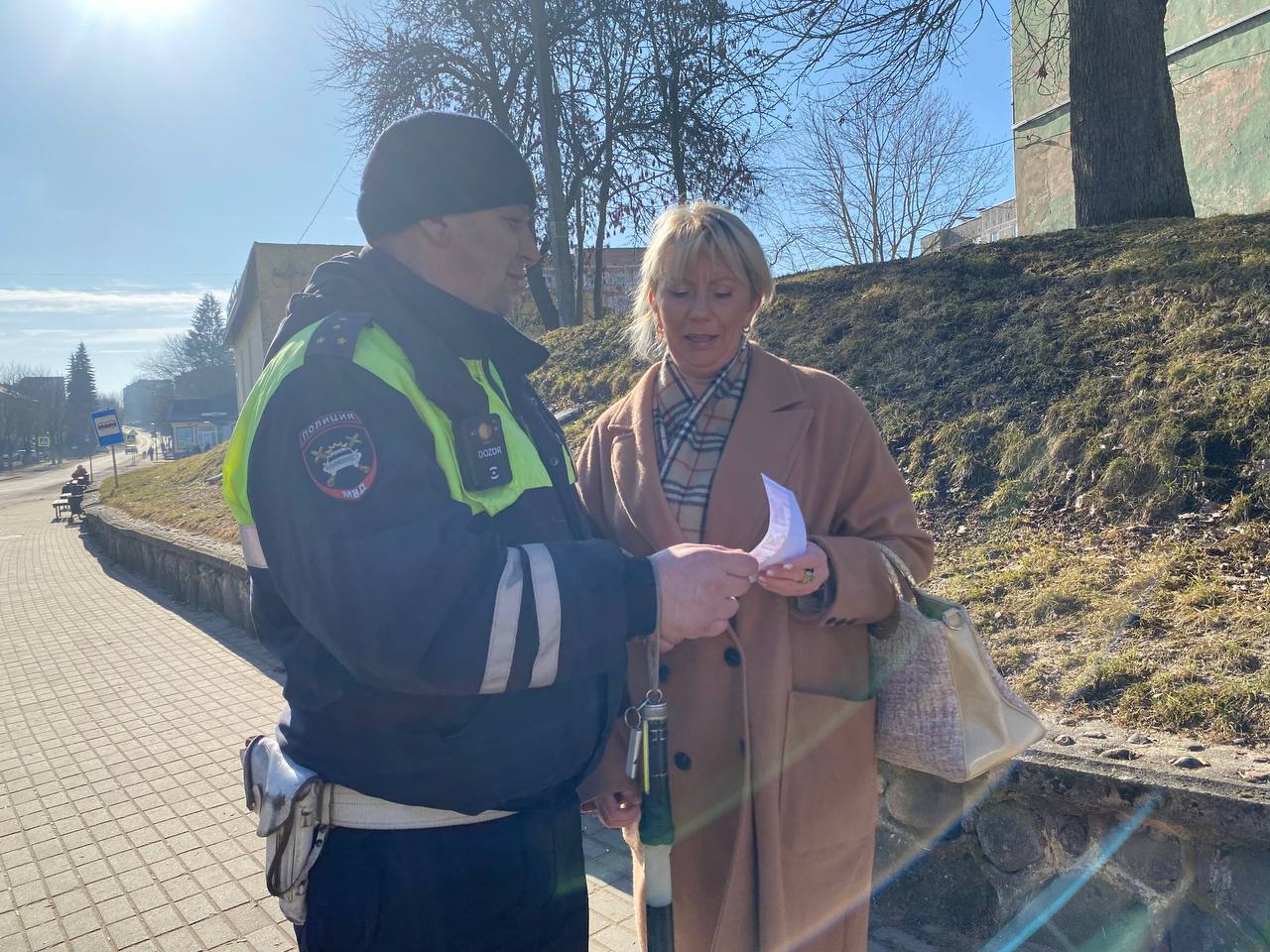 В рамках специального профилактического мероприятия «Пешеход» сотрудники отделения Госавтоинспекции МО МВД России «Неманский» провели разъяснительные беседы с пешеходами В рамках специального профилактического мероприятия «Пешеход» сотрудники отделения Госавтоинспекции МО МВД России «Неманский» провели разъяснительные беседы с пешеходами