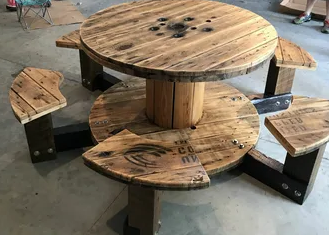 Как деревянные катушки становятся стильными акцентами в интерьере