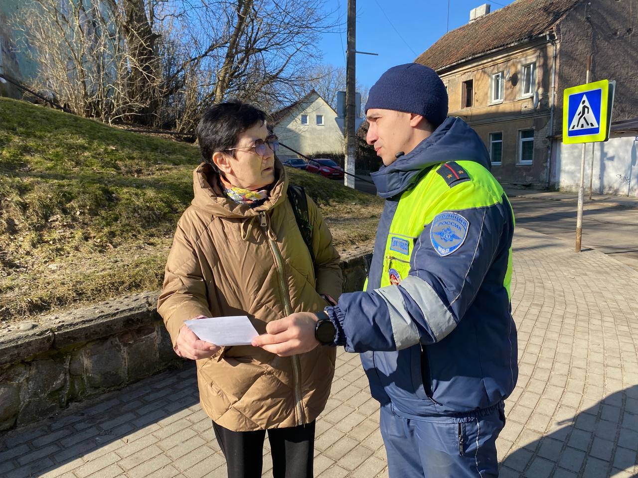В рамках специального профилактического мероприятия «Пешеход» сотрудники отделения Госавтоинспекции МО МВД России «Неманский» провели разъяснительные беседы с пешеходами