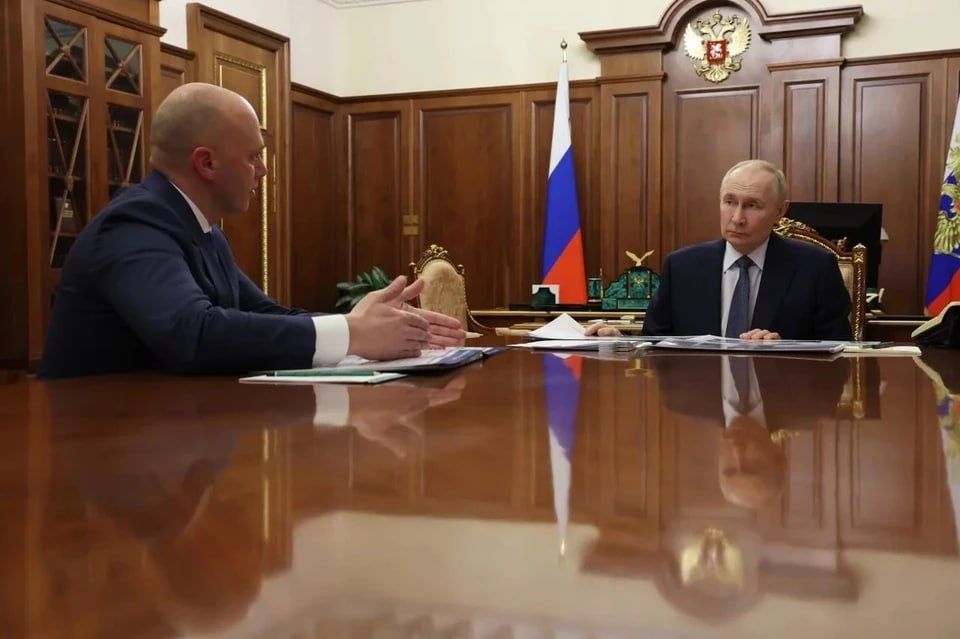 Алексей Беспрозванных пригласил Владимира Путина на 80-летие Калининградской области