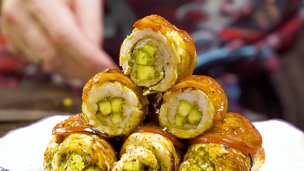Мясные рулетики с индейкой и кабачком за 20 минут