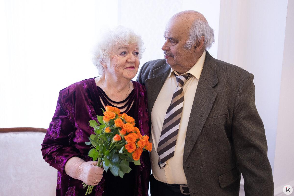 Были рядом почти с рождения: калининградцы Татьяна и Александр Раткевичи отметили 50-летний юбилей супружества Были рядом почти с рождения: калининградцы Татьяна и Александр Раткевичи отметили 50-летний юбилей супружества