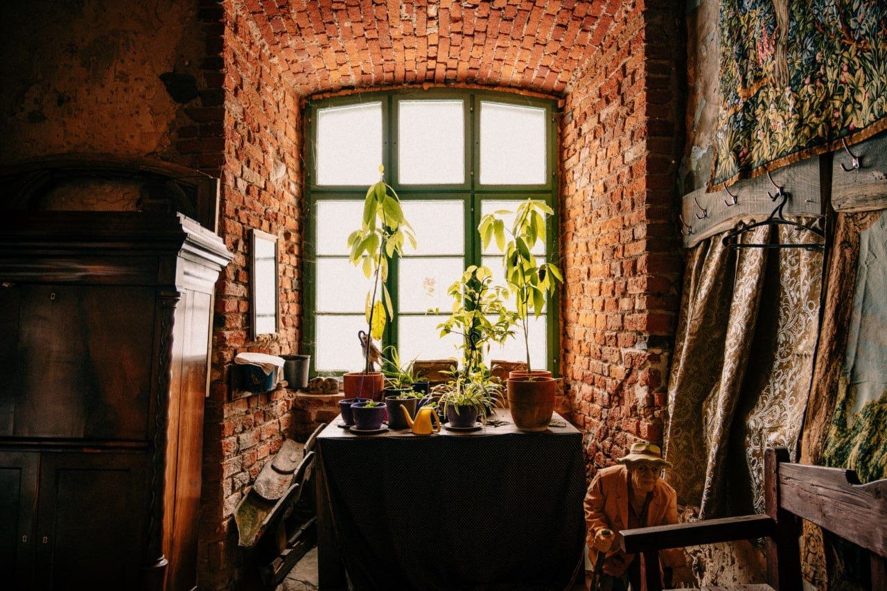 Замок «Вальдау» основан в 13 веке Это одно из хорошо сохранившихся оборонительных сооружений тевтонских рыцарей Замок «Вальдау» основан в 13 веке Это одно из хорошо сохранившихся оборонительных сооружений тевтонских рыцарей