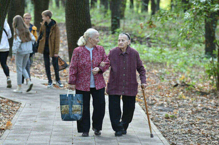 Кому положено получать две пенсии с 1 апреля?