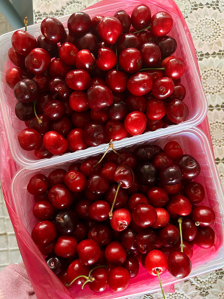 Летние продукты: что подорожало и куда уходят цены