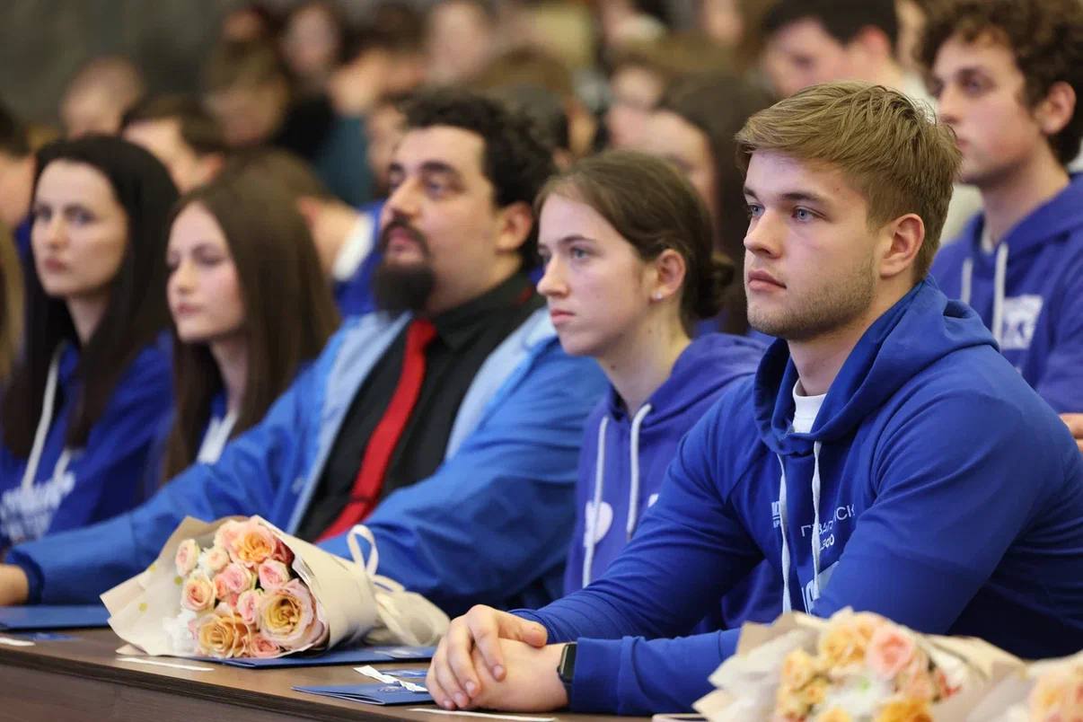 Антон Демидов: Провели конференцию Молодой Гвардии на базе БФУ им. И. Канта в Калиниграде Антон Демидов: Провели конференцию Молодой Гвардии на базе БФУ им. И. Канта в Калиниграде