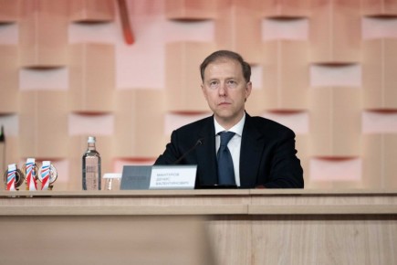 Денис Мантуров и Татьяна Голикова приняли участие в заседании оргкомитета по подготовке к празднованию 80-летия Калининградской области