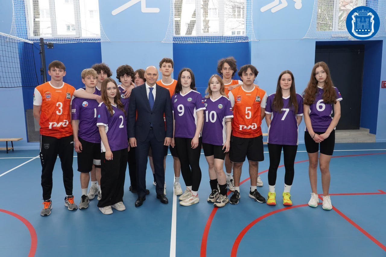 В Калининграде после ремонта открыли школу № 4 В Калининграде после ремонта открыли школу № 4