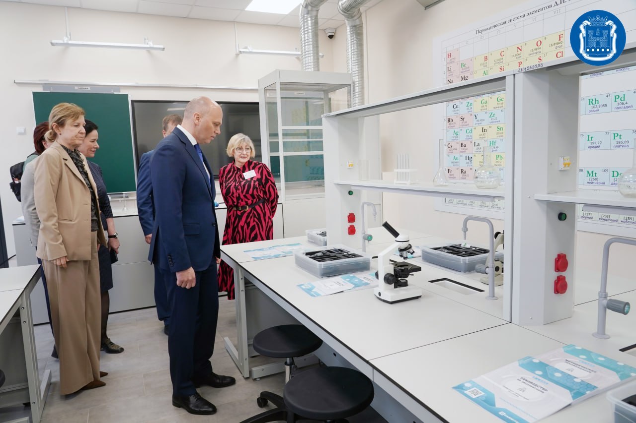 В Калининграде после ремонта открыли школу № 4 В Калининграде после ремонта открыли школу № 4