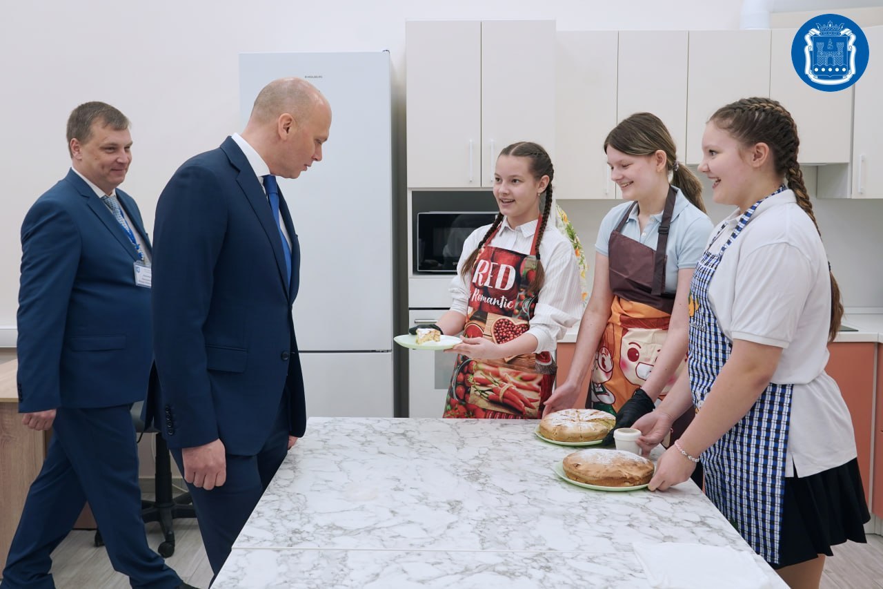 В Калининграде после ремонта открыли школу № 4 В Калининграде после ремонта открыли школу № 4