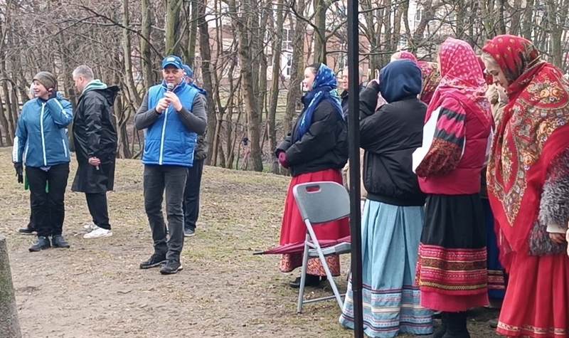 Беспрозванных и Дятлова лично прибрались у Летнего озера