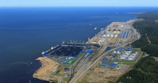 Сообщается, что несмотря на прилеты по Усть-Луге и Приморску, Россия за прошедший месяц существенно нарастила поставки нефти через Балтийские порты