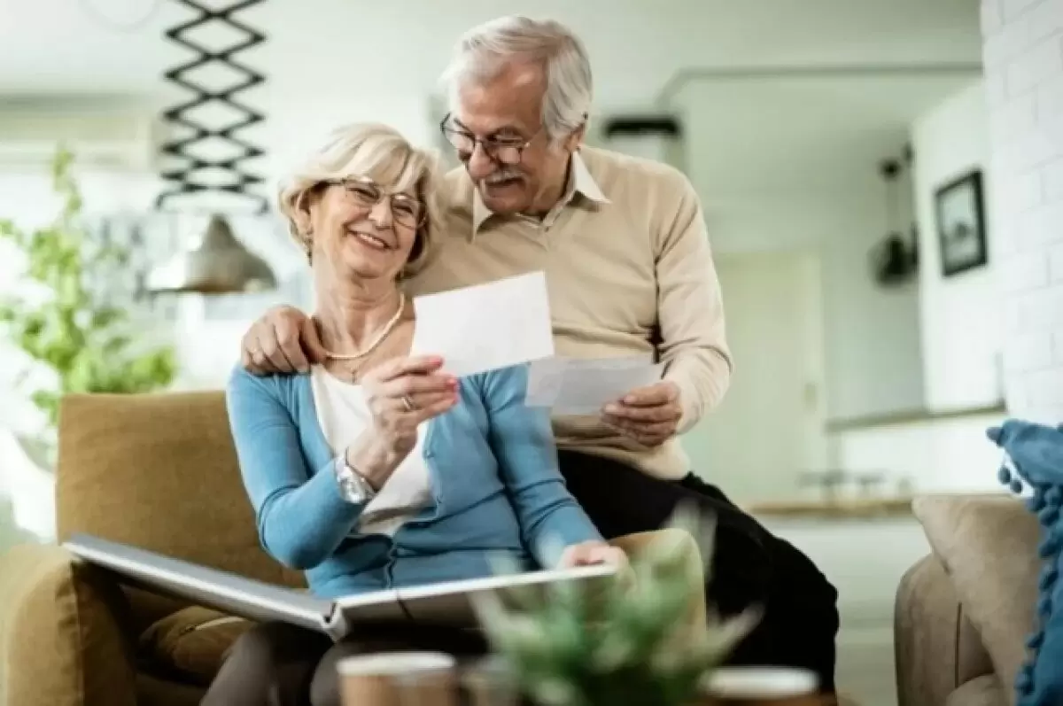 Когда югорчане получат пособия и пенсии в апреле: свежая информация