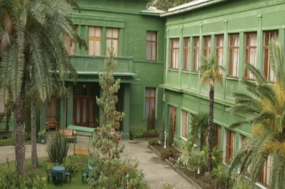 Секреты дачи Сталина: где история встречает природу