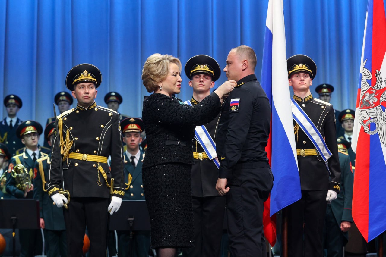 Председатель Совета Федерации Валентина Матвиенко в Калининградской области вручила государственные награды военнослужащим — участникам СВО Председатель Совета Федерации Валентина Матвиенко в Калининградской области вручила государственные награды военнослужащим — участникам СВО