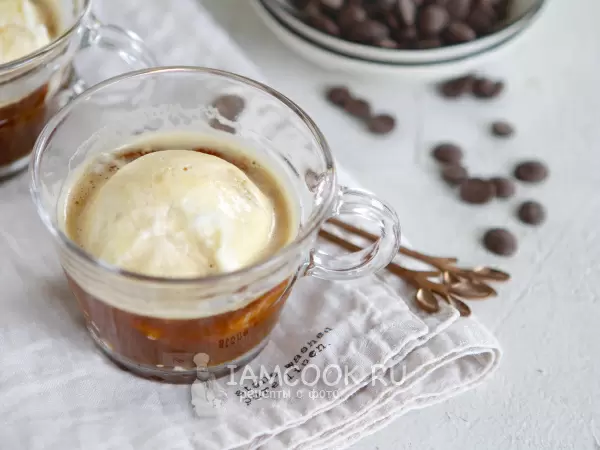 Летние кофейные шедевры: освежающие напитки на каждый вкус