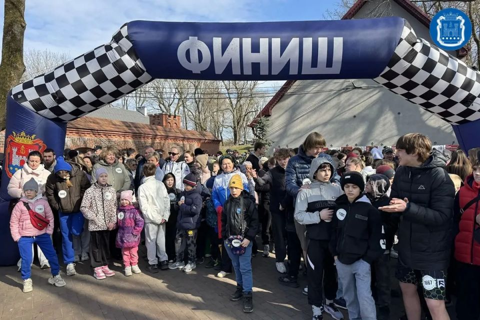 � ����� ����� ������������ ������ ������������� ����� �10 000 ����� � ����� �� ���������� ���������������� � �������� ������