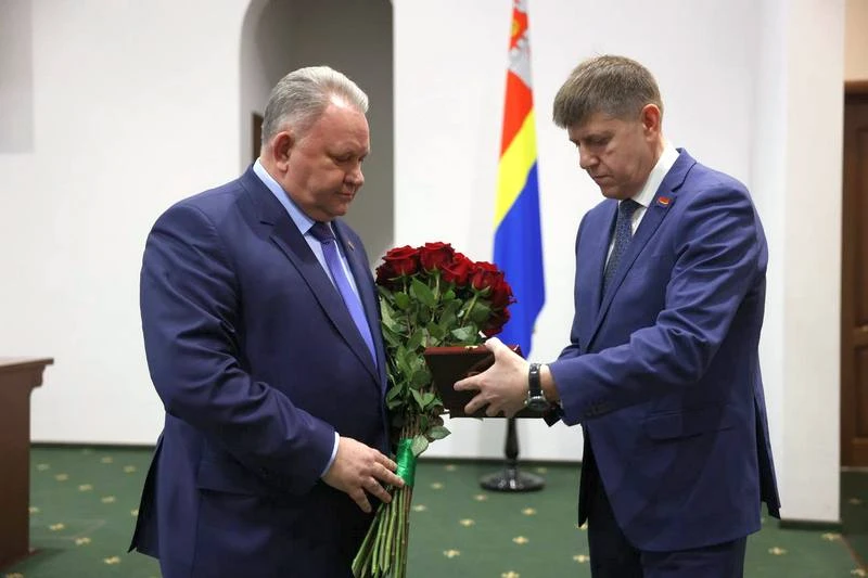 Главному по янтарю дали медаль за выдающийся вклад в парламентаризм Главному по янтарю дали медаль за выдающийся вклад в парламентаризм