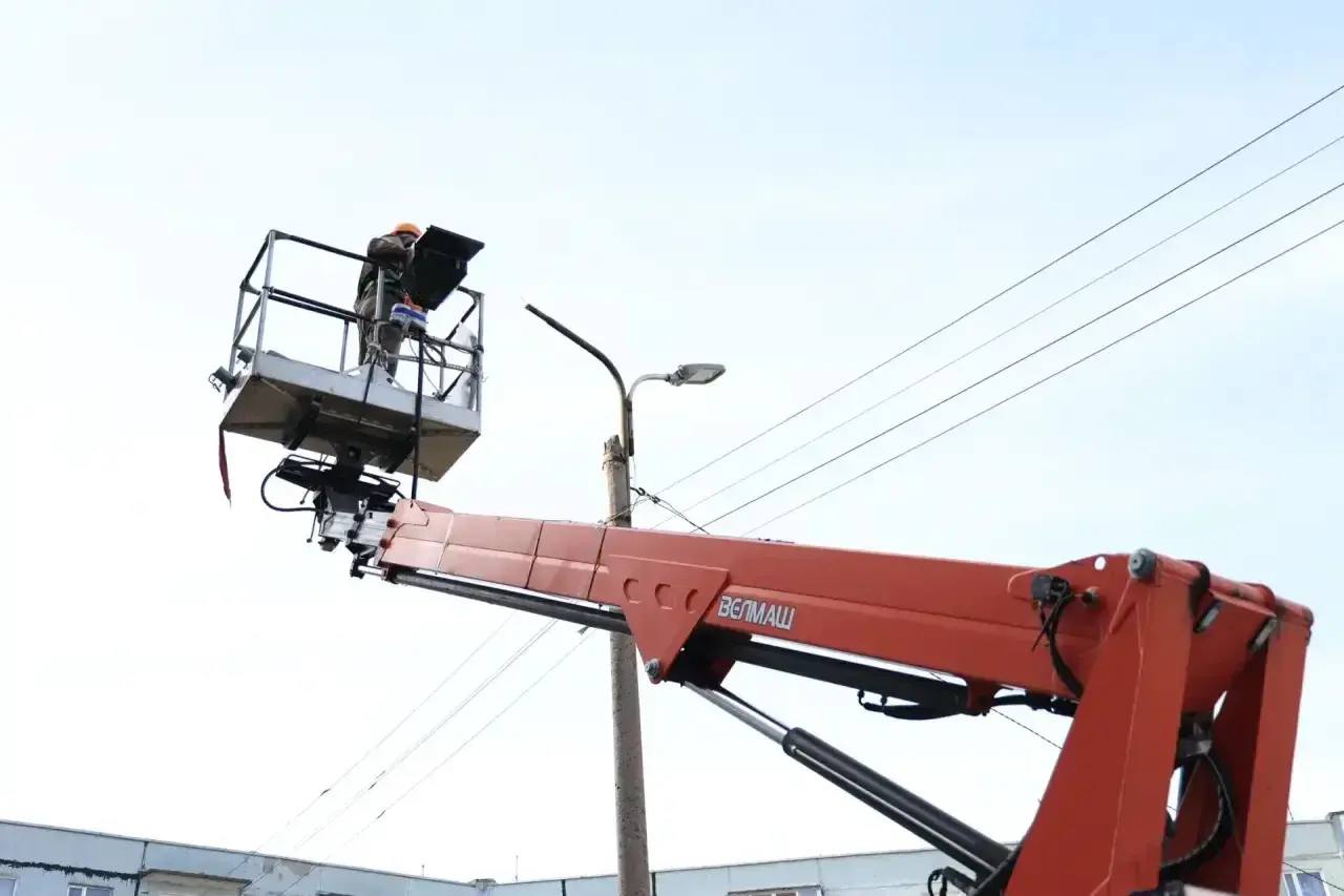 Елена Дятлова: Продолжаем работу по переходу на энергоэффективное освещение городских улиц Елена Дятлова: Продолжаем работу по переходу на энергоэффективное освещение городских улиц