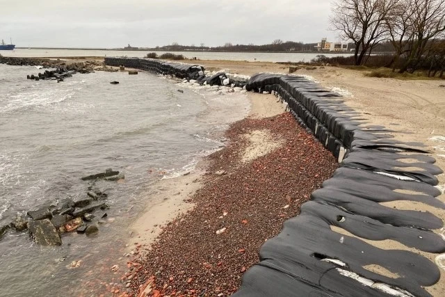 На Балтийской косе укрепят южную часть искусственной авандюны