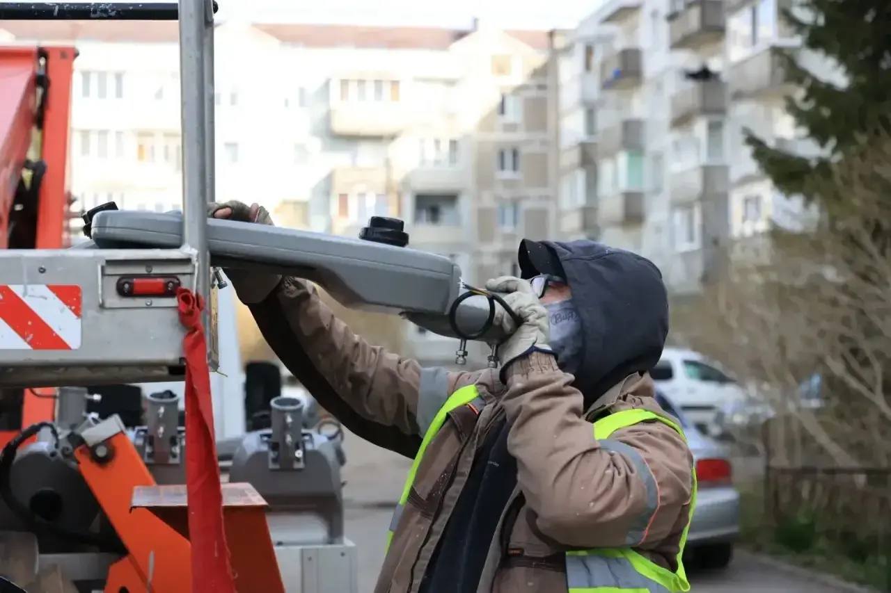 Елена Дятлова: Продолжаем работу по переходу на энергоэффективное освещение городских улиц Елена Дятлова: Продолжаем работу по переходу на энергоэффективное освещение городских улиц