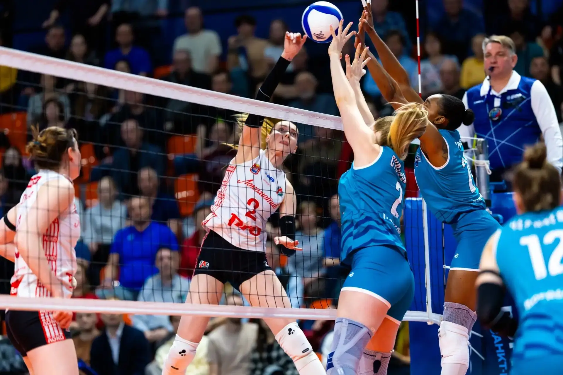 18 апреля калининградский «Локомотив» проведет заключительный домашний матч сезона! 18 апреля калининградский «Локомотив» проведет заключительный домашний матч сезона!