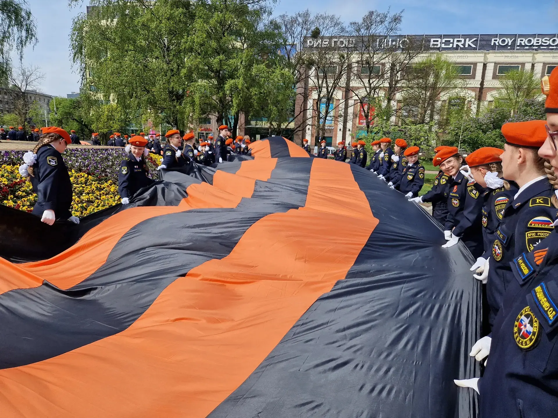 22 апреля в 13:00 у монумента «Мать-Россия» пройдёт торжественная церемония открытия Международной акции «Георгиевская лента»