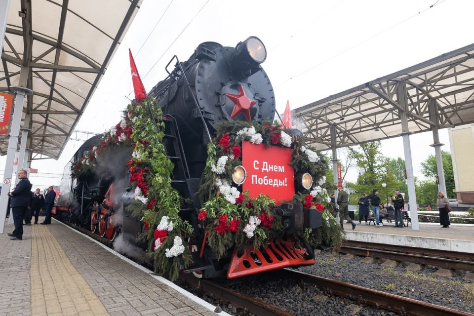 � ����� 80-����� ��������������� ������� �� �������� ������� ������� ������� ������������ �����