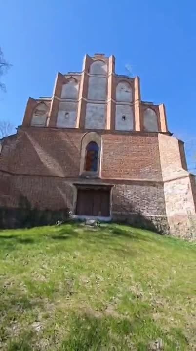 Кирха в Домново была основана одновременно с городом в 1400 году