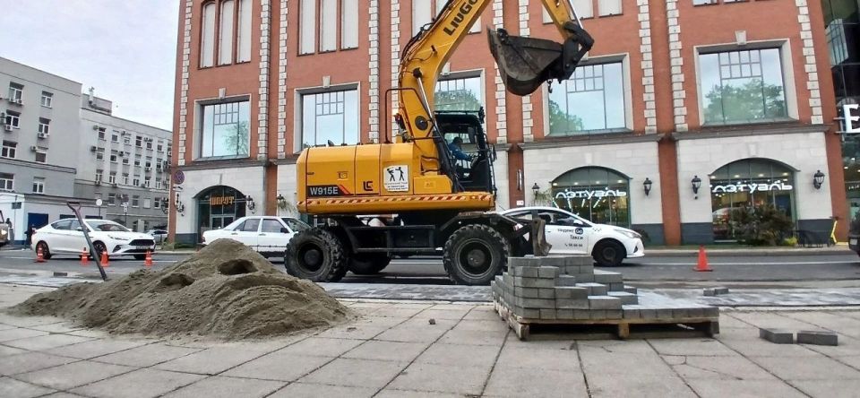 В рамках планового обновления дорожной инфраструктуры и устранения аварийных участков в городе сегодня активно ведутся ремонтные работы на ряде ключевых улиц В рамках планового обновления дорожной инфраструктуры и устранения аварийных участков в городе сегодня активно ведутся ремонтные работы на ряде ключевых улиц