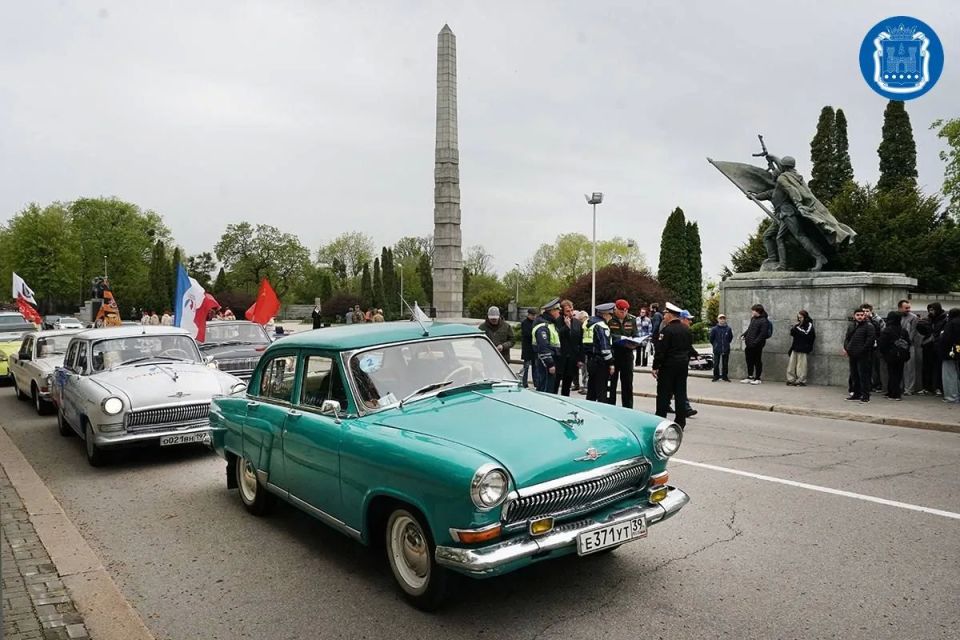 В Калининграде стартовал ежегодный автопробег к 81-й годовщине Победы и 80-летию региона В Калининграде стартовал ежегодный автопробег к 81-й годовщине Победы и 80-летию региона