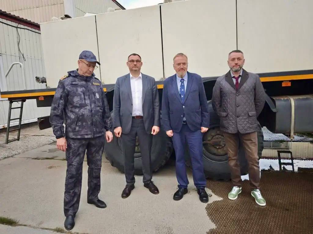 Виталий Милонов посетил Невский рыбоводный завод и обсудил меры по сохранению балтийского лосося Виталий Милонов посетил Невский рыбоводный завод и обсудил меры по сохранению балтийского лосося
