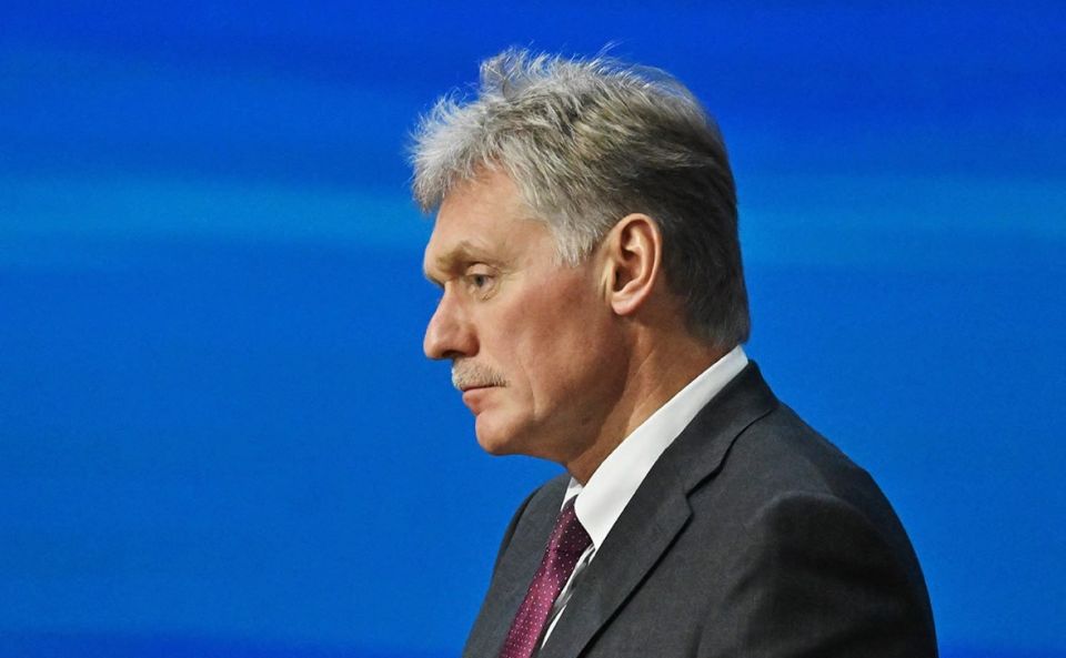 Дмитрий Песков назвал заявлением на грани безумия слова главы МИД Литвы о нападении на Калининград
