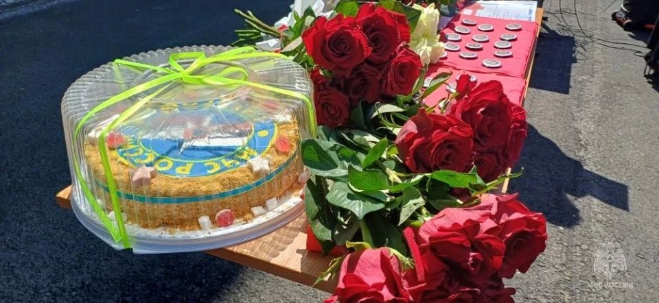 Имя, достойное памяти. Вчера в школе №2 Калининграда прошла торжественная линейка, посвящённая развитию кадетского движения Имя, достойное памяти. Вчера в школе №2 Калининграда прошла торжественная линейка, посвящённая развитию кадетского движения