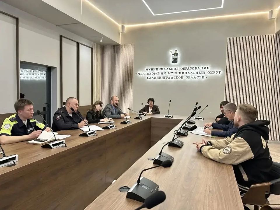 В администрации г. Черняховска прошло совещание по вопросу ужесточения правил использования электросамокатов В администрации г. Черняховска прошло совещание по вопросу ужесточения правил использования электросамокатов
