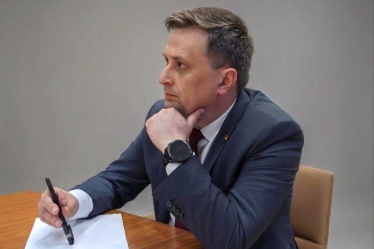 Лидер КПРФ в Калининграде: регион превращается в дорогую витрину Лидер КПРФ в Калининграде: регион превращается в дорогую витрину