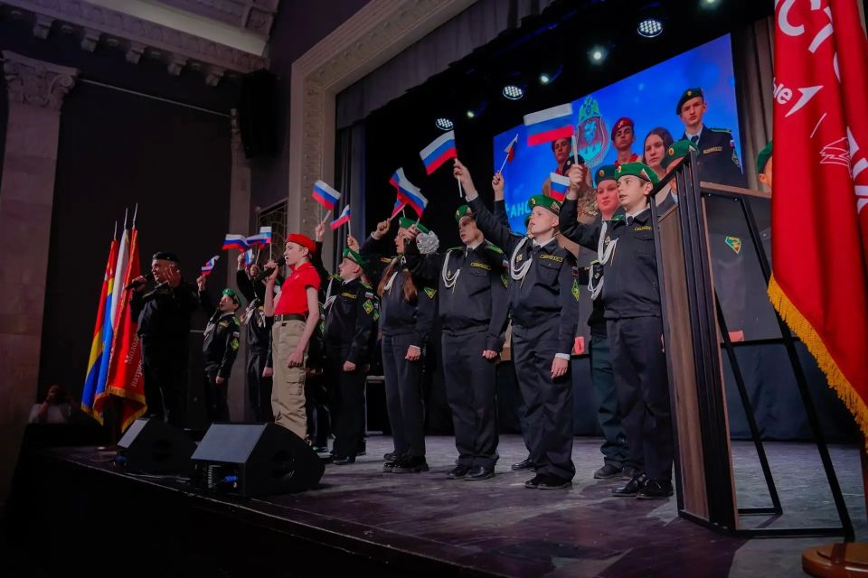 В Доме молодёжи подвели итоги весеннего этапа патриотического проекта «Пост №1» В Доме молодёжи подвели итоги весеннего этапа патриотического проекта «Пост №1»