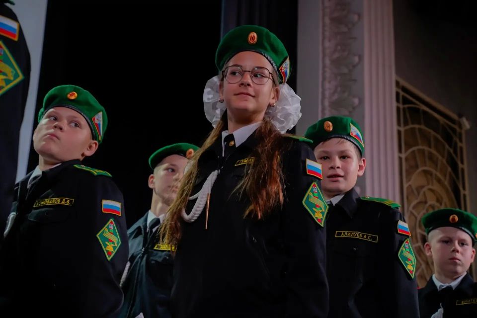 В Доме молодёжи подвели итоги весеннего этапа патриотического проекта «Пост №1» В Доме молодёжи подвели итоги весеннего этапа патриотического проекта «Пост №1»