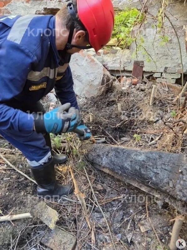 В Калининграде в заброшенном здании на улице Пархоменко нашли тело мужчины В Калининграде в заброшенном здании на улице Пархоменко нашли тело мужчины