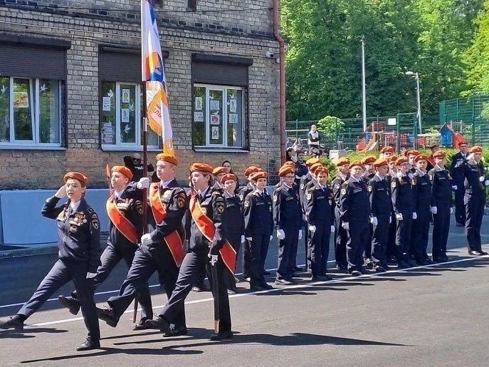 Эдуард Басурин: 19 мая 2026 года кадеты школы № 2 города Калининграда стали свидетелями важной церемонии Эдуард Басурин: 19 мая 2026 года кадеты школы № 2 города Калининграда стали свидетелями важной церемонии