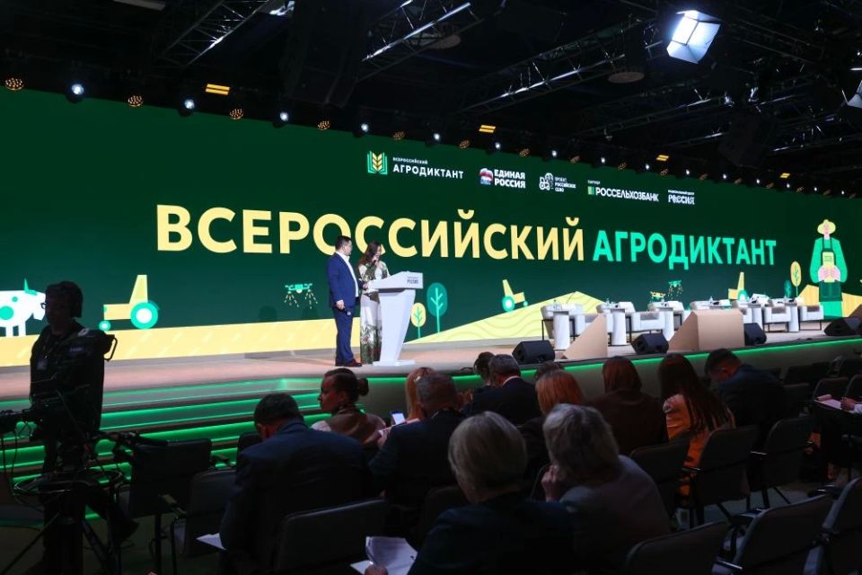 А у нас поездка за поездкой