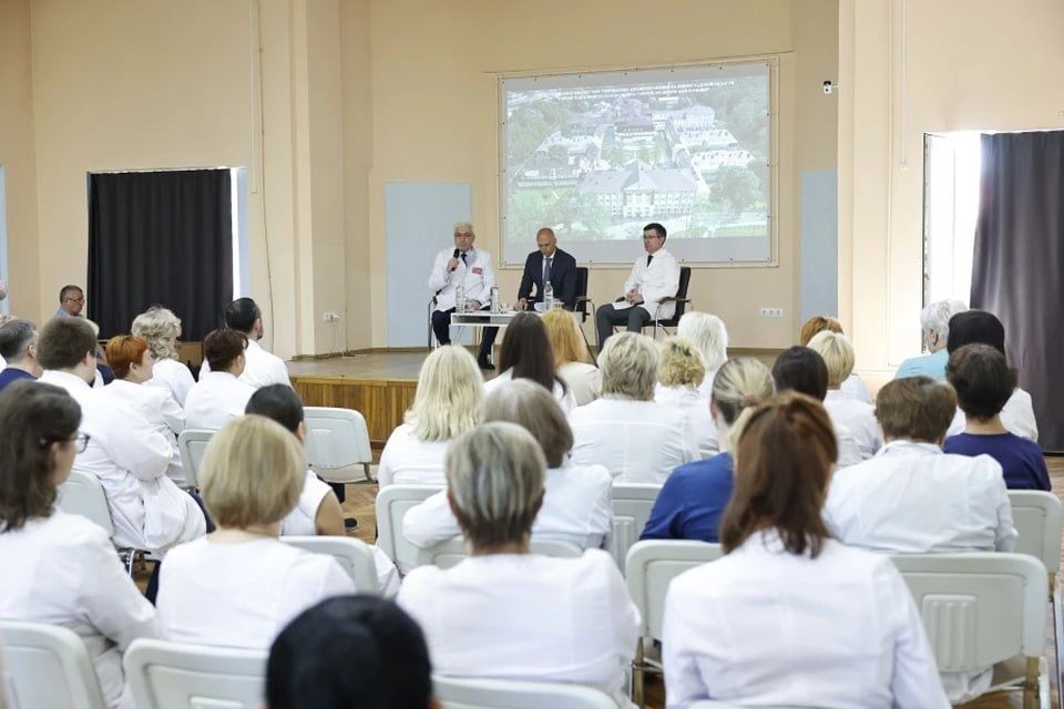 Беспрозванных – главврачу БСМП: «Вы страшные вещи говорите»