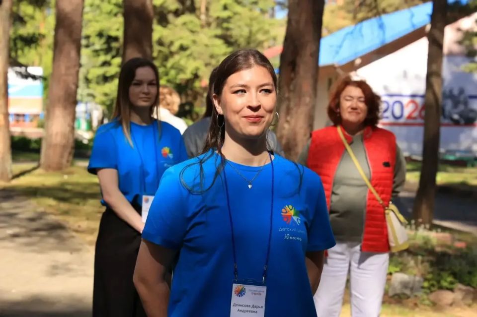 Елена Дятлова: Сегодня вместе с руководителем Управления Роспотребнадзора по Калининградской области Еленой Бабурой подвели итоги подготовки к летней оздоровительной кампании этого года Елена Дятлова: Сегодня вместе с руководителем Управления Роспотребнадзора по Калининградской области Еленой Бабурой подвели итоги подготовки к летней оздоровительной кампании этого года