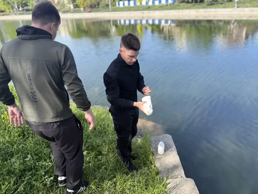 Жители Калининграда заметили «подозрительные пакеты» на Поплавке и начали волноваться Жители Калининграда заметили «подозрительные пакеты» на Поплавке и начали волноваться