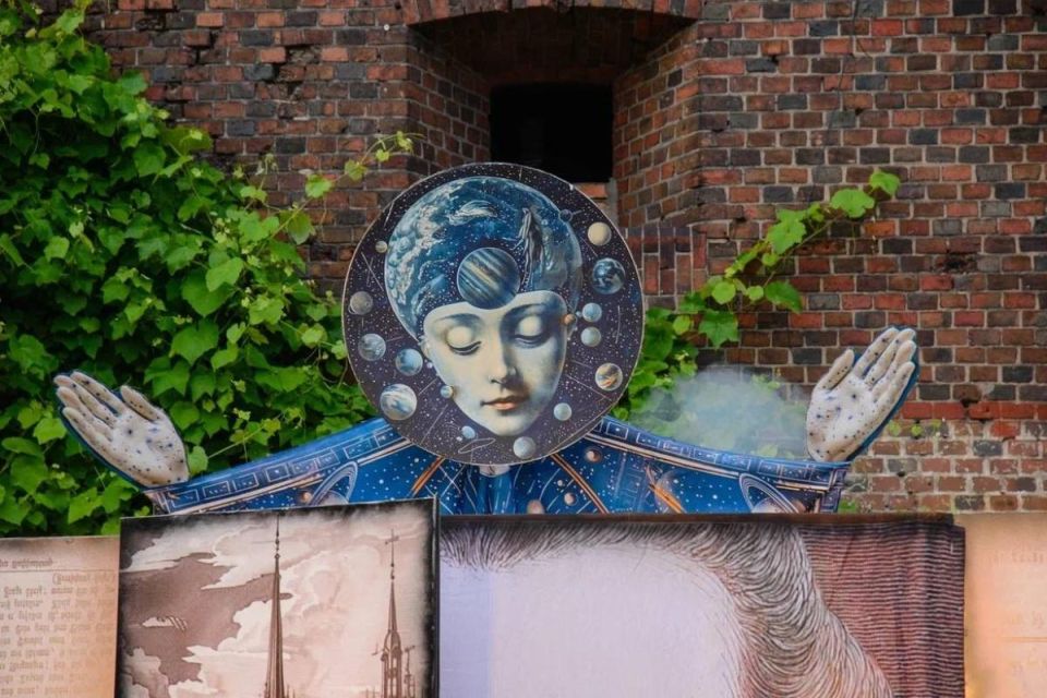 Интеллектуальный балаган с куклами и философскими репризами: в Калининграде в июне покажут уличный спектакль «НЕ КАНТовать» 12+ Интеллектуальный балаган с куклами и философскими репризами: в Калининграде в июне покажут уличный спектакль «НЕ КАНТовать» 12+