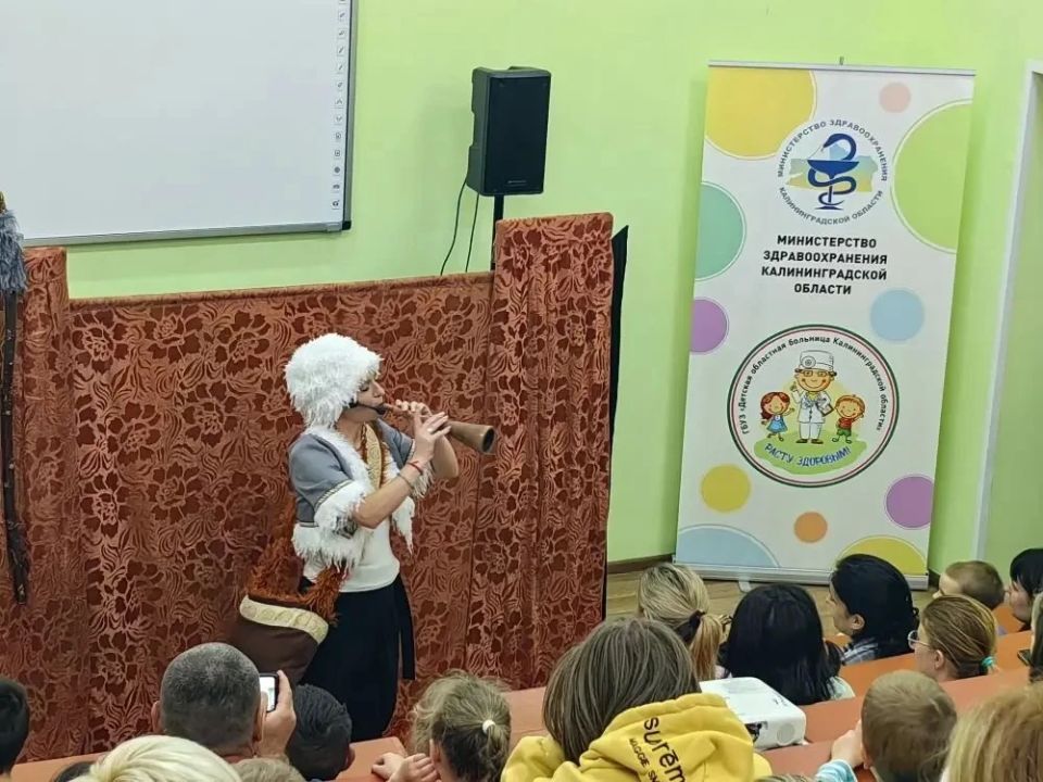 Театральная сказка в Детской областной больнице