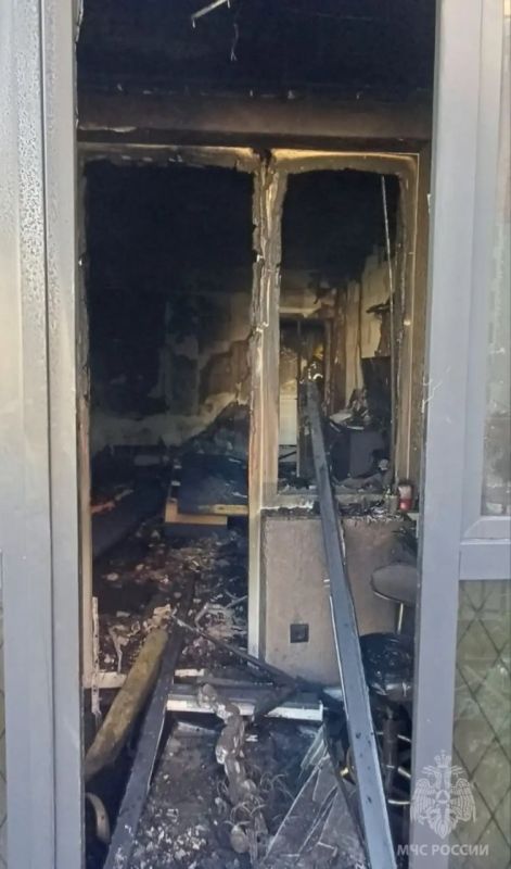 В доме на Батальной горела комната площадью 16 «квадратов» в квартире на втором этаже В доме на Батальной горела комната площадью 16 «квадратов» в квартире на втором этаже