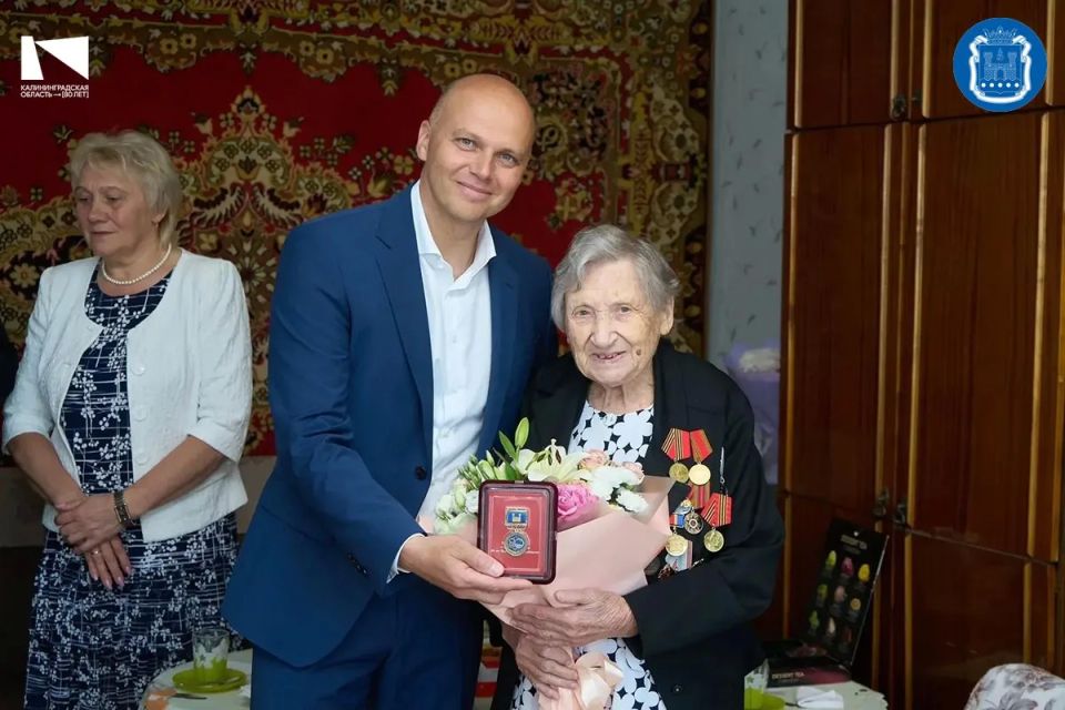Алексей Беспрозванных поздравил жителей Светлогорска с Днём города и 80-летием региона Алексей Беспрозванных поздравил жителей Светлогорска с Днём города и 80-летием региона